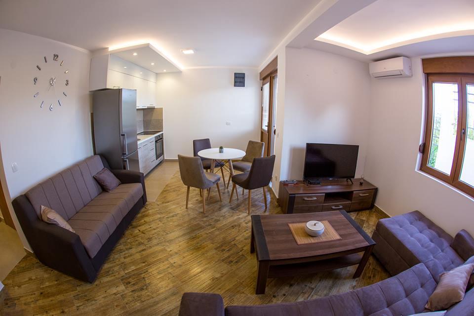 Porto Apartments 티바트 외부 사진